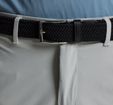A black webbed belt